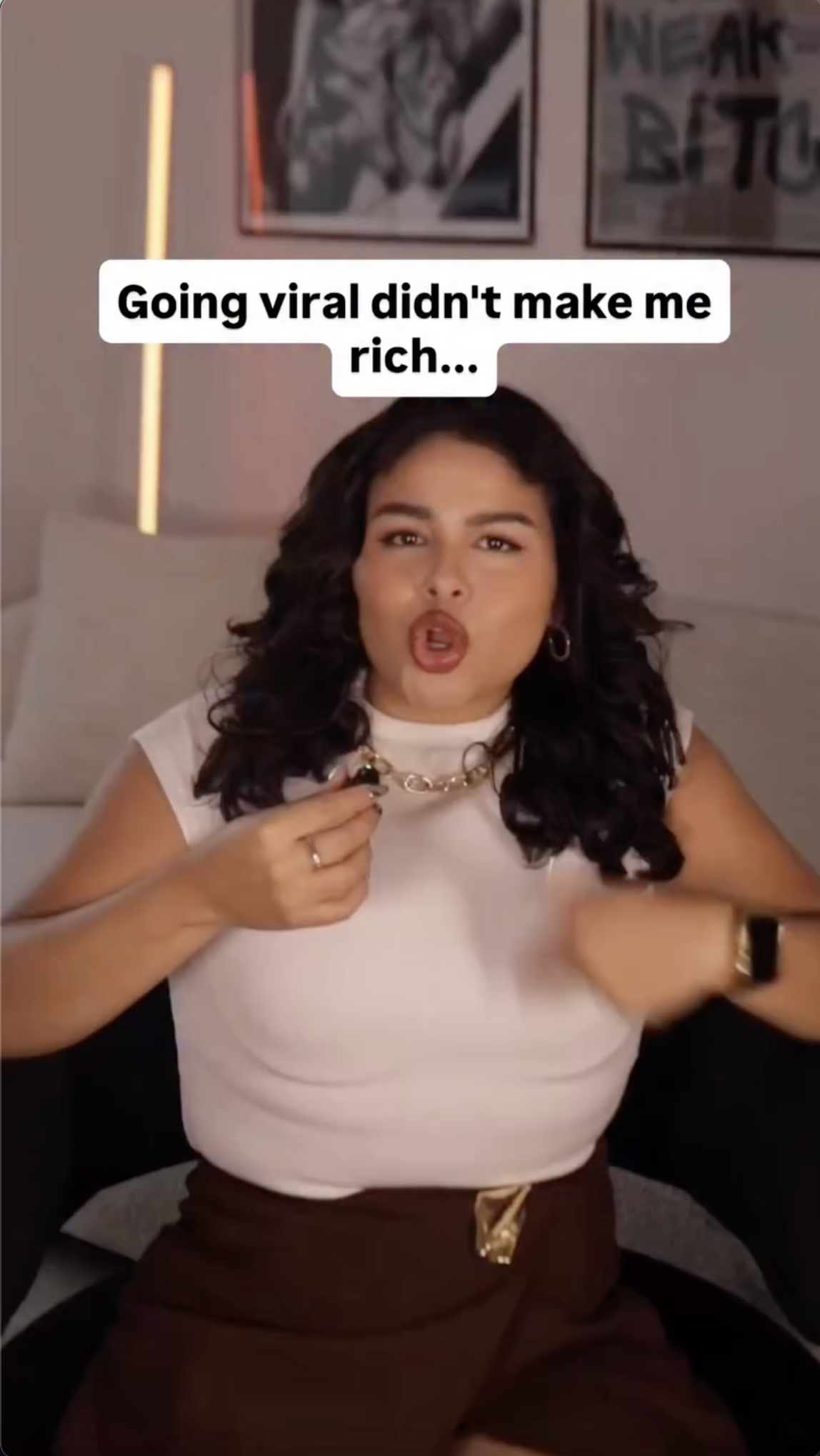 Vertical screenshot from richbestiedelanie's remake of the same hook. The white caption bubble sits across her forehead and upper face.